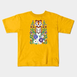 Serene tiger in blooming garden - gold yellow Kids T-Shirt